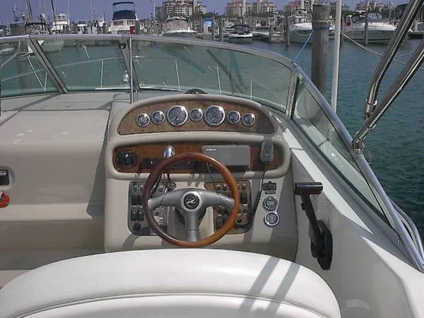 1999 Sea Ray 270 Sundancer