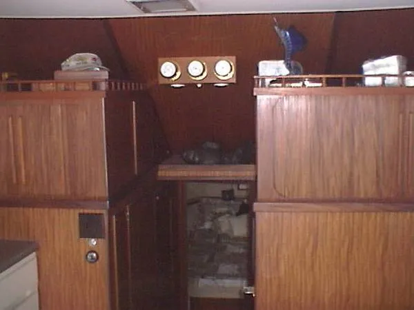 1987 Hatteras Convertible