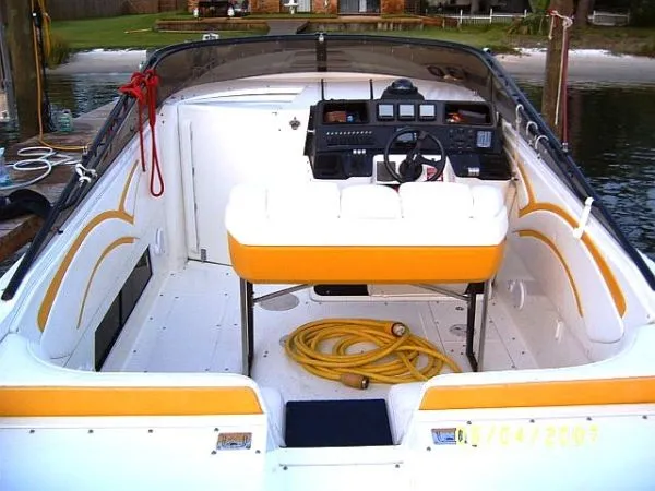 1989 Wellcraft Scarab Meteor