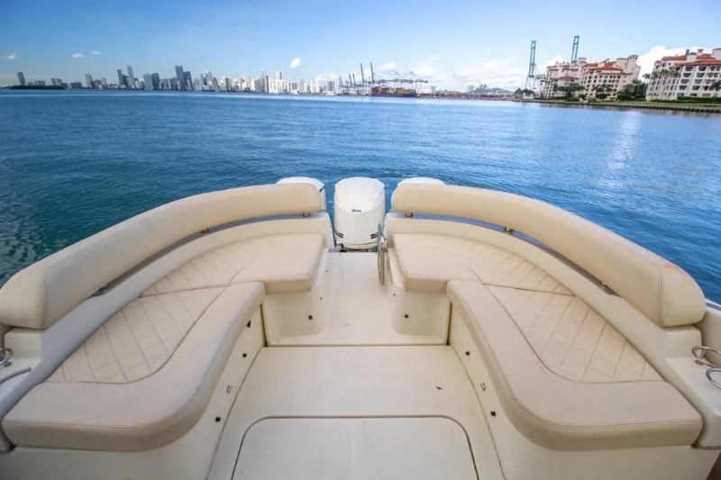 2016 Chris-Craft Launch 36