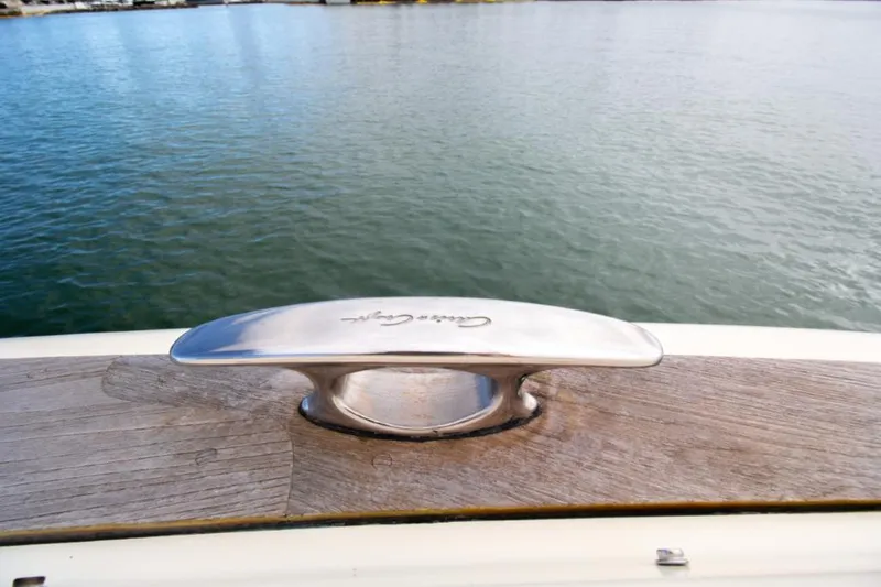 2016 Chris-Craft Launch 36