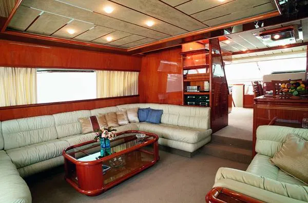 1999 Ferretti Yachts Motor Yacht