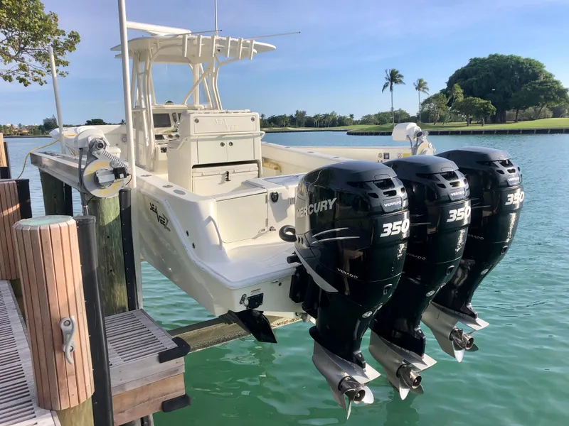 2017 SeaVee 340Z