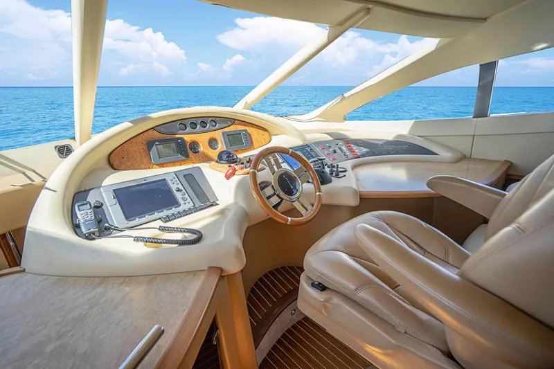 2008 Azimut 62E