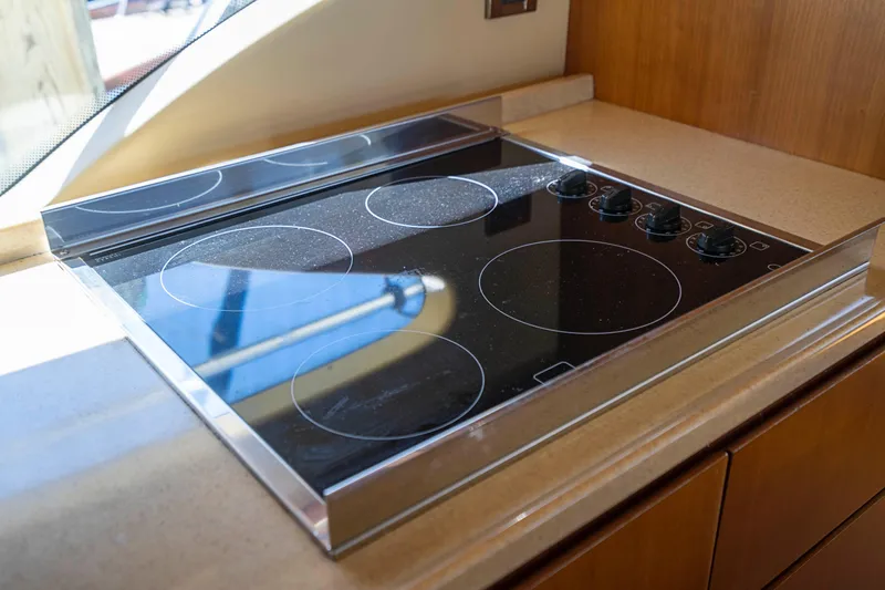 2008 Azimut 62E