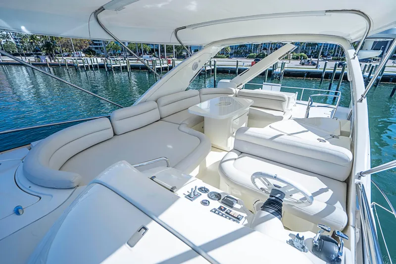 2008 Azimut 62E