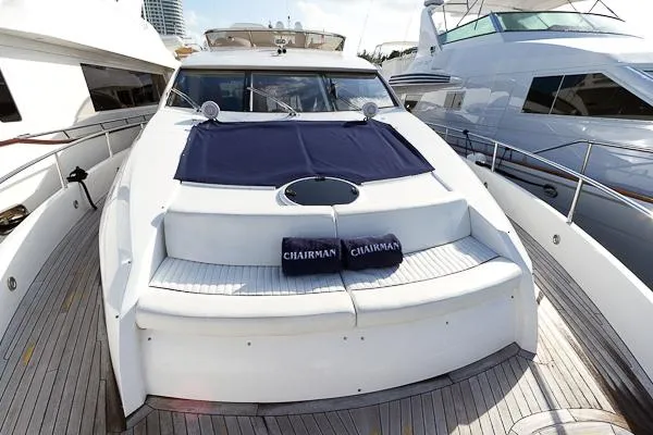 2005 Sunseeker Yacht