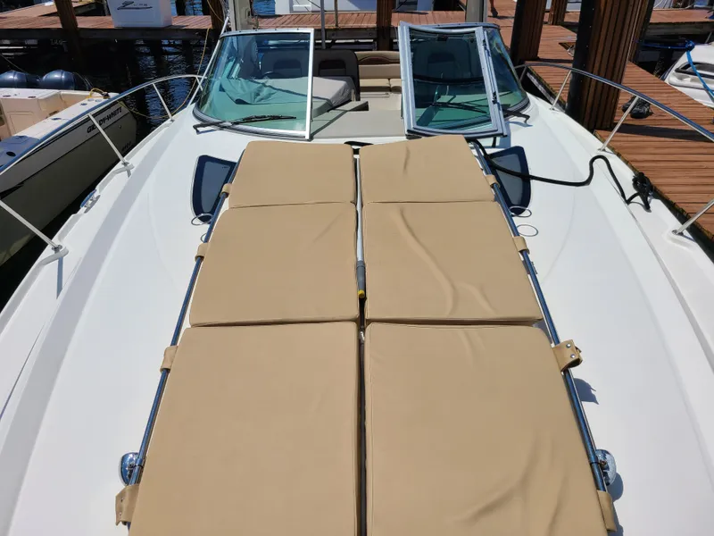 2014 Sea Ray Sundancer 370