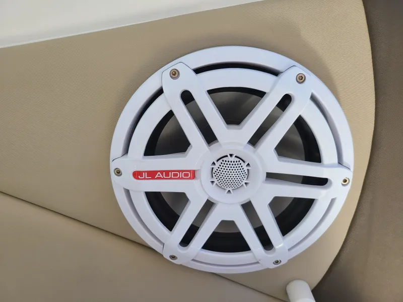 2014 Sea Ray Sundancer 370