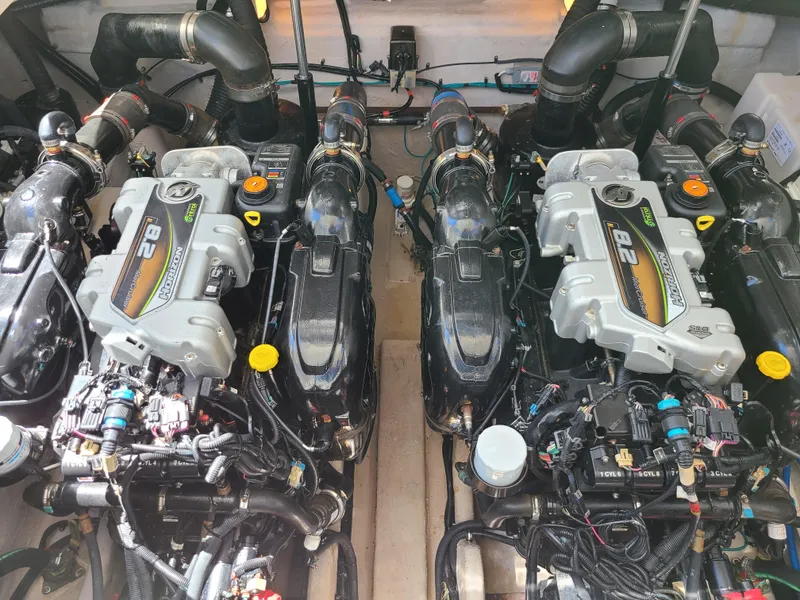 2014 Sea Ray Sundancer 370