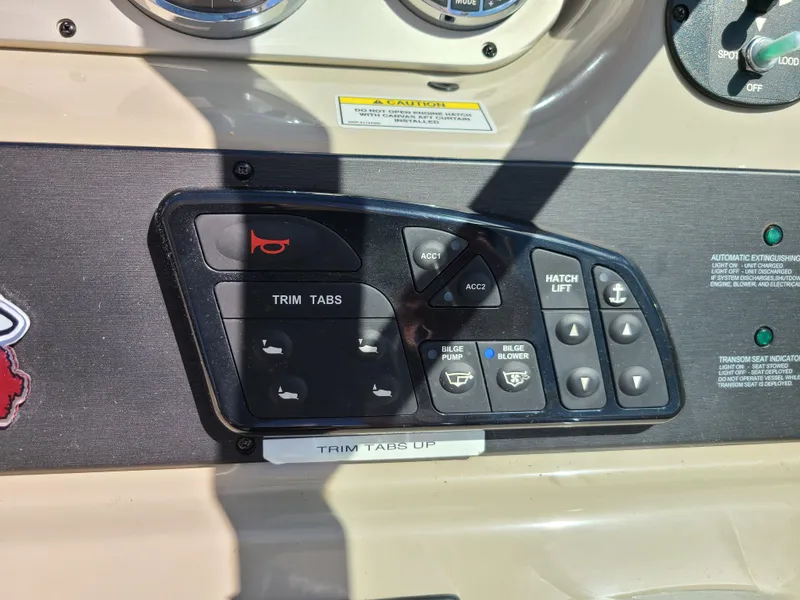 2014 Sea Ray Sundancer 370