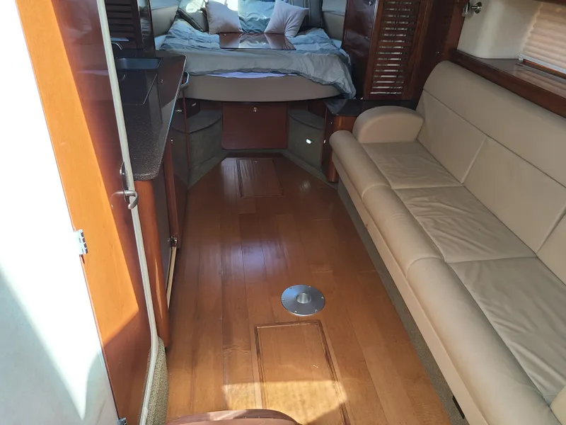 2014 Sea Ray Sundancer 370