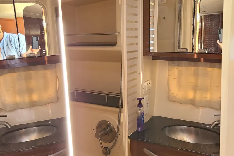 2014 Sea Ray Sundancer 370