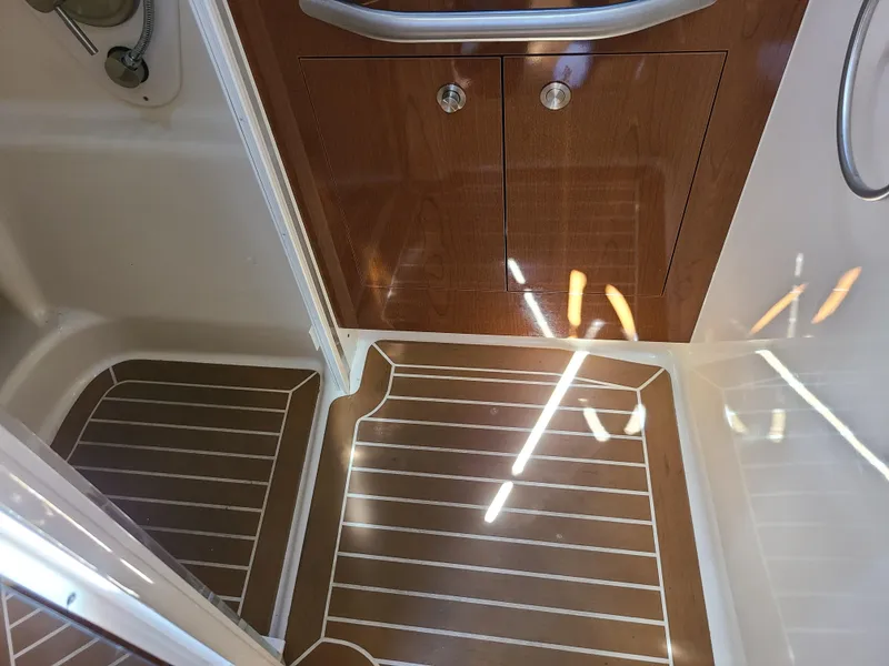 2014 Sea Ray Sundancer 370