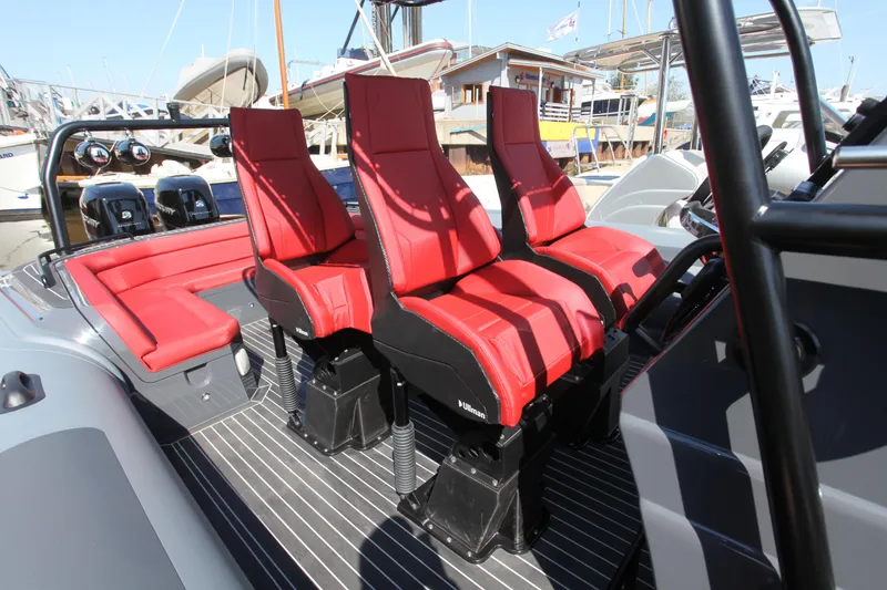 2018 Scorpion 1080