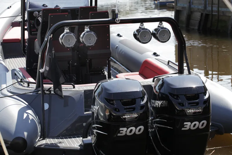 2018 Scorpion 1080