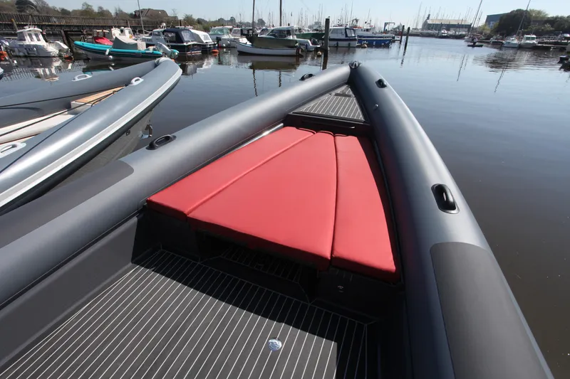 2018 Scorpion 1080