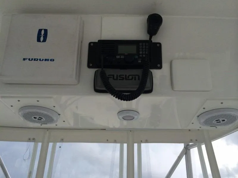 2003 Luhrs Convertible with tower