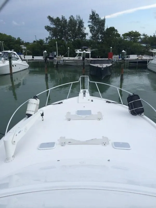 2003 Luhrs Convertible with tower