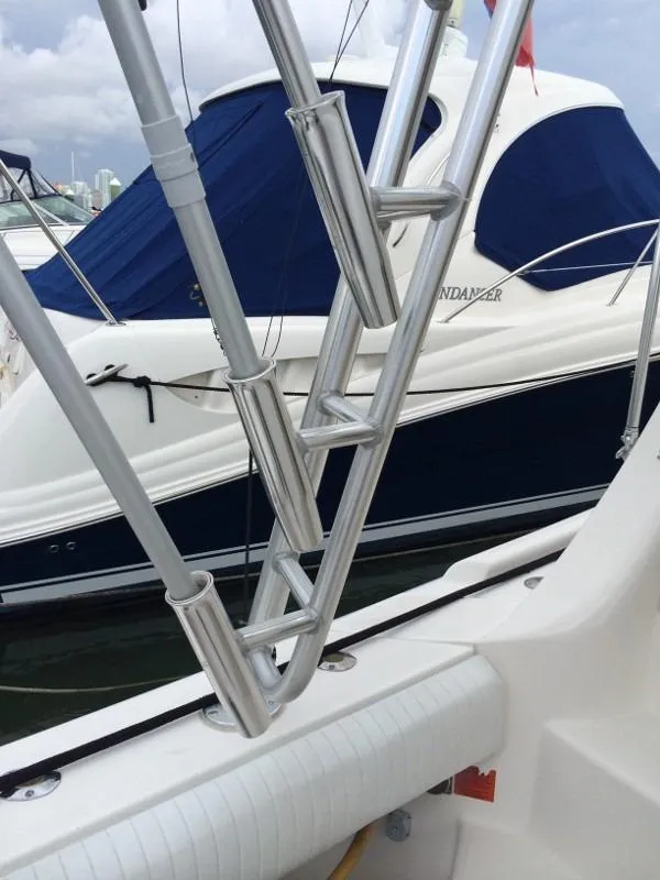 2003 Luhrs Convertible with tower