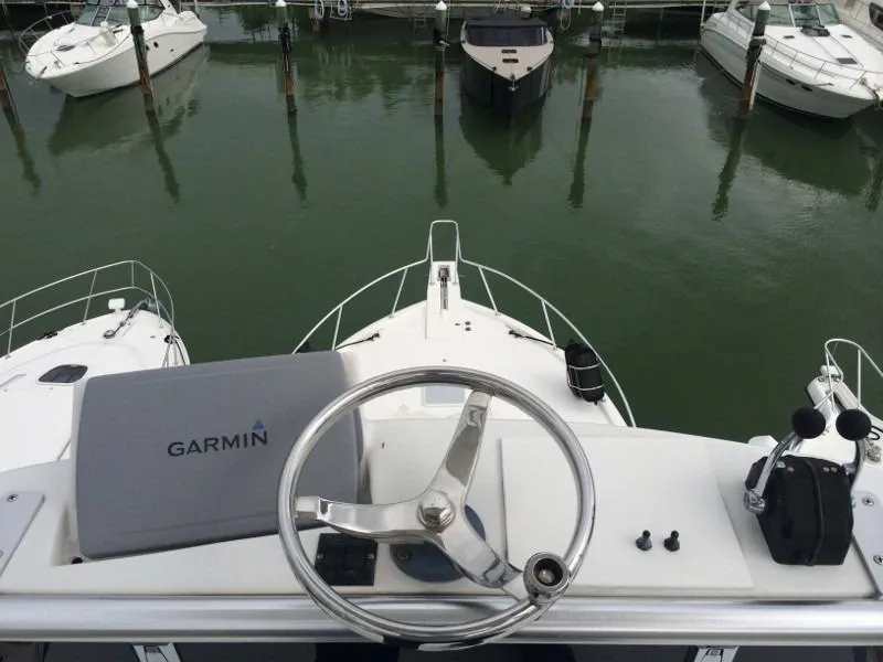 2003 Luhrs Convertible with tower