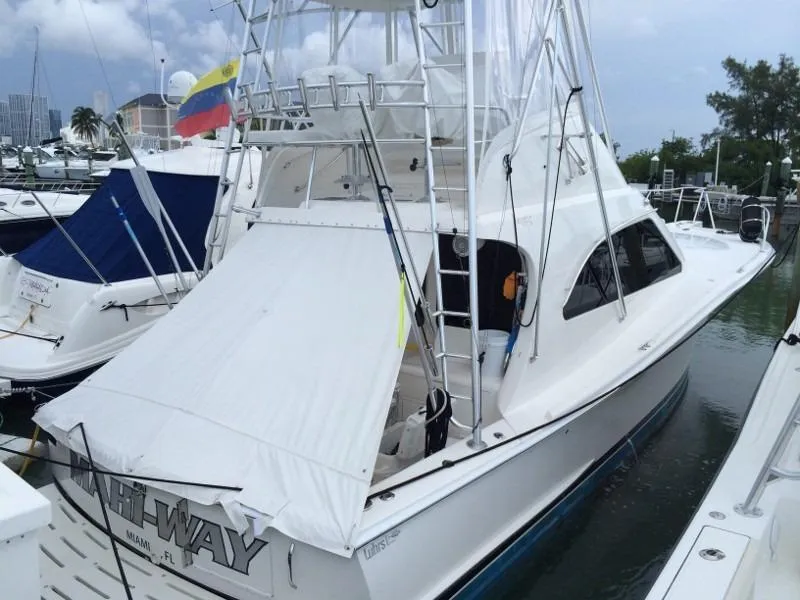2003 Luhrs Convertible with tower