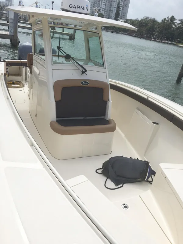 2014 Scout 320 LXF