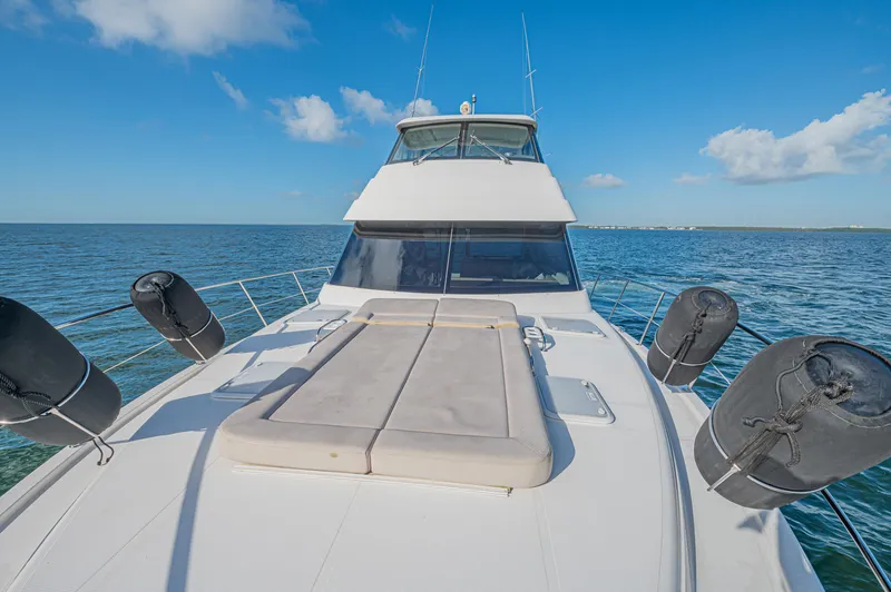 2016 Riviera 52 Enclosed Flybridge
