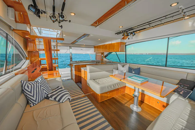 2016 Riviera 52 Enclosed Flybridge