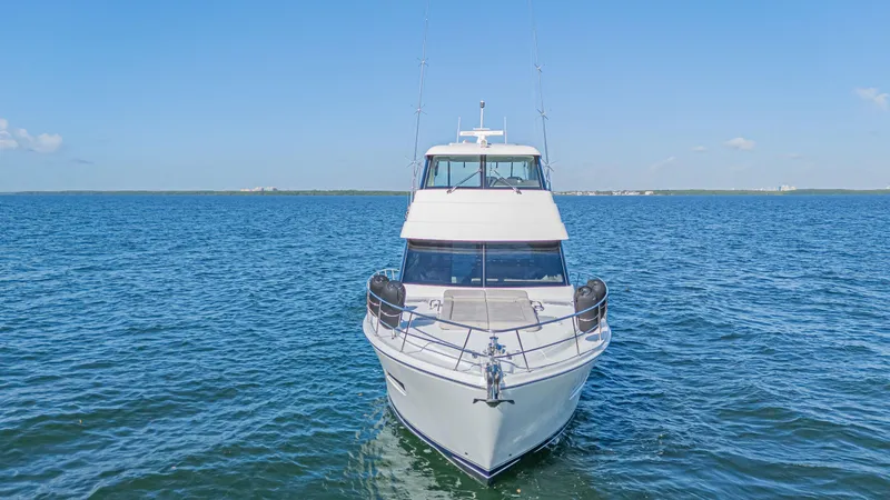 2016 Riviera 52 Enclosed Flybridge