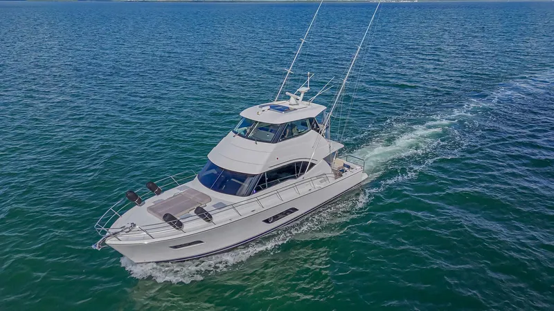 2016 Riviera 52 Enclosed Flybridge