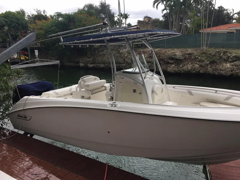 2006 Boston Whaler OUTRAGE
