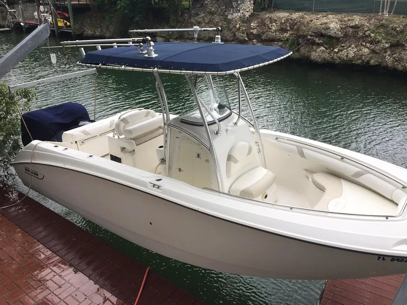 2006 Boston Whaler OUTRAGE