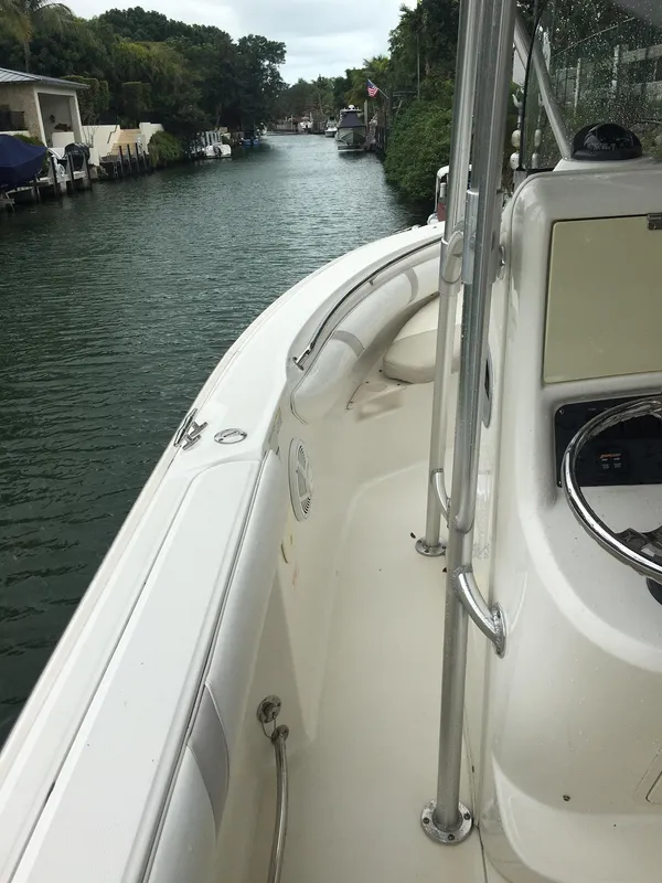 2006 Boston Whaler OUTRAGE