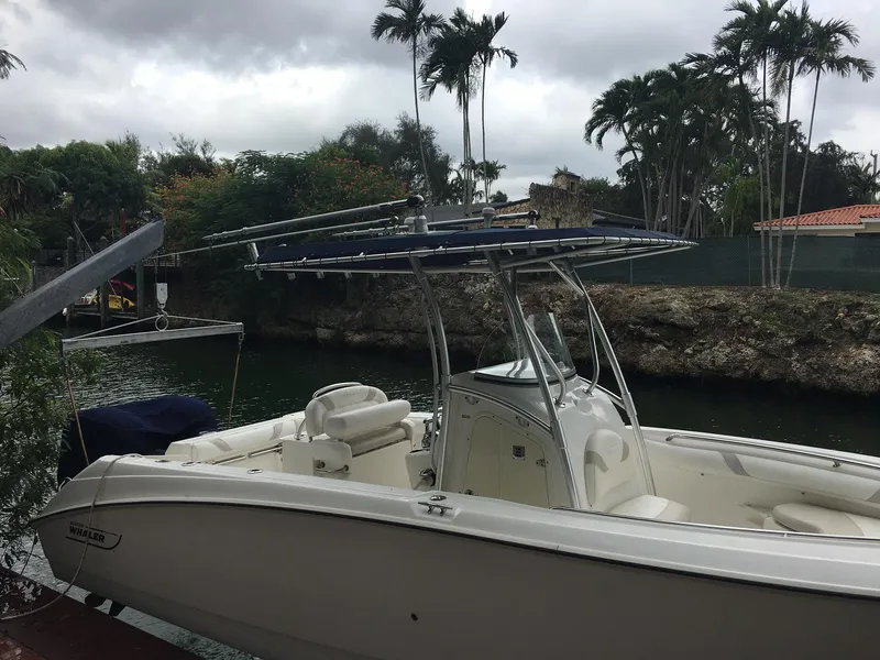 2006 Boston Whaler OUTRAGE