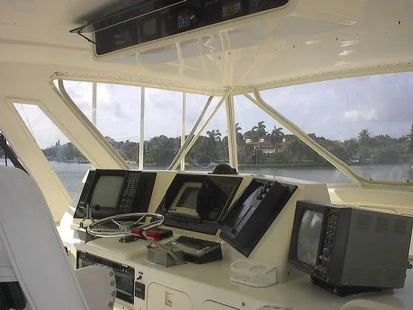 1991 Bertram Sport Fisherman