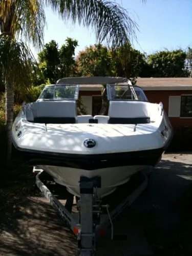 2008 Sea-Doo Challenger SE