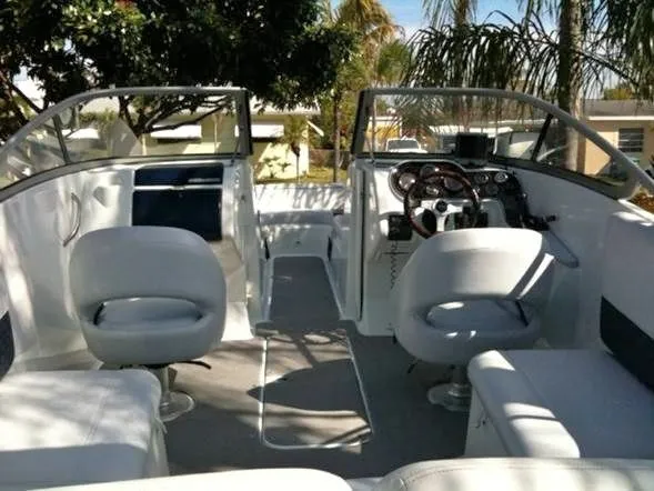 2008 Sea-Doo Challenger SE