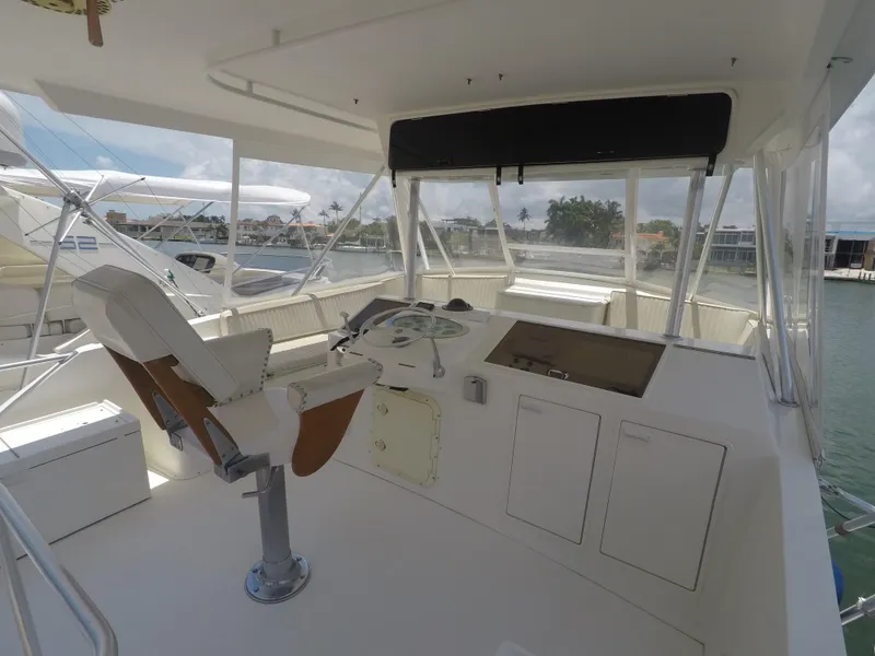 1997 Ocean Yachts Super Sport