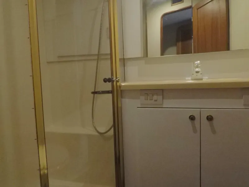 1997 Ocean Yachts Super Sport