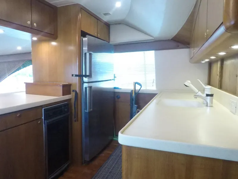 1997 Ocean Yachts Super Sport