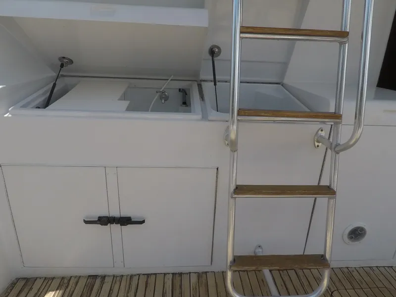1997 Ocean Yachts Super Sport