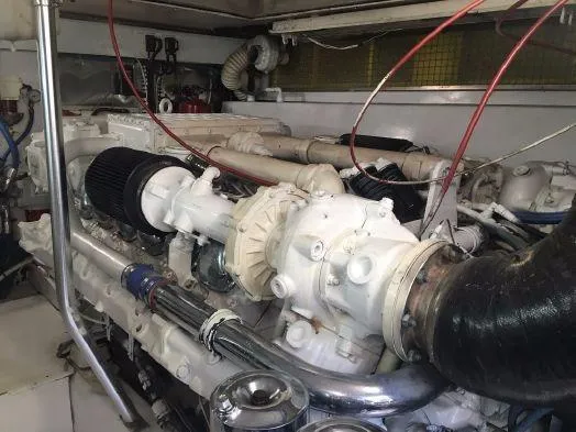 1997 Ocean Yachts Super Sport