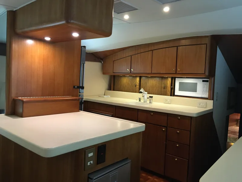 1997 Ocean Yachts Super Sport