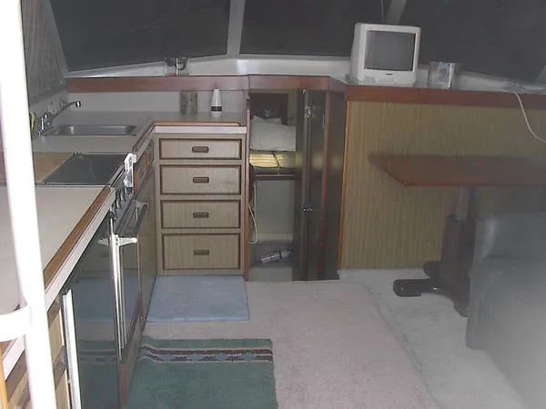 1982 Bertram 35 Convertible
