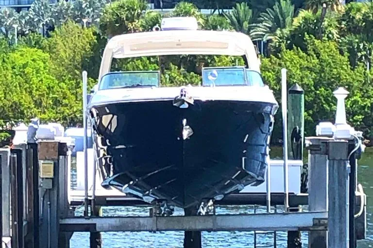 2021 Sea Ray SLX 350 Outboard
