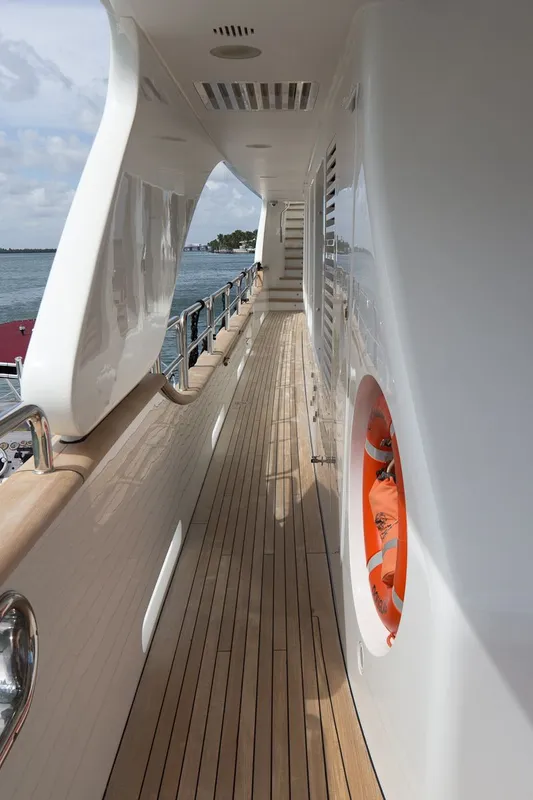 2007 Benetti 