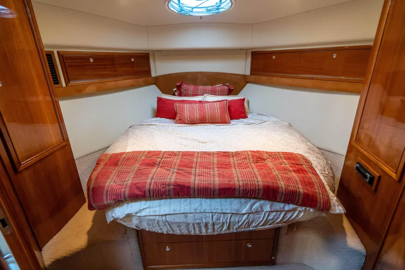 2007 Riviera 42' Flybridge Motoryacht