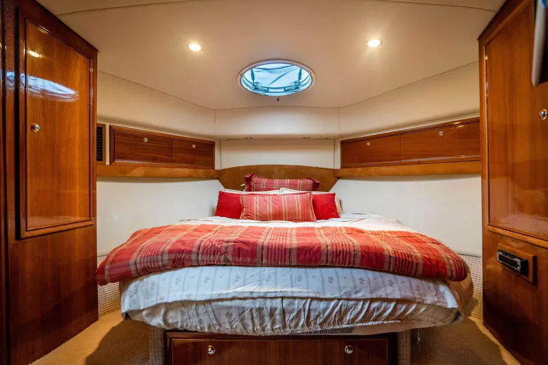 2007 Riviera 42' Flybridge Motoryacht
