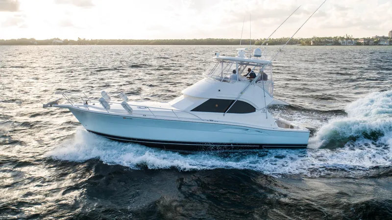 2007 Riviera 42' Flybridge Motoryacht